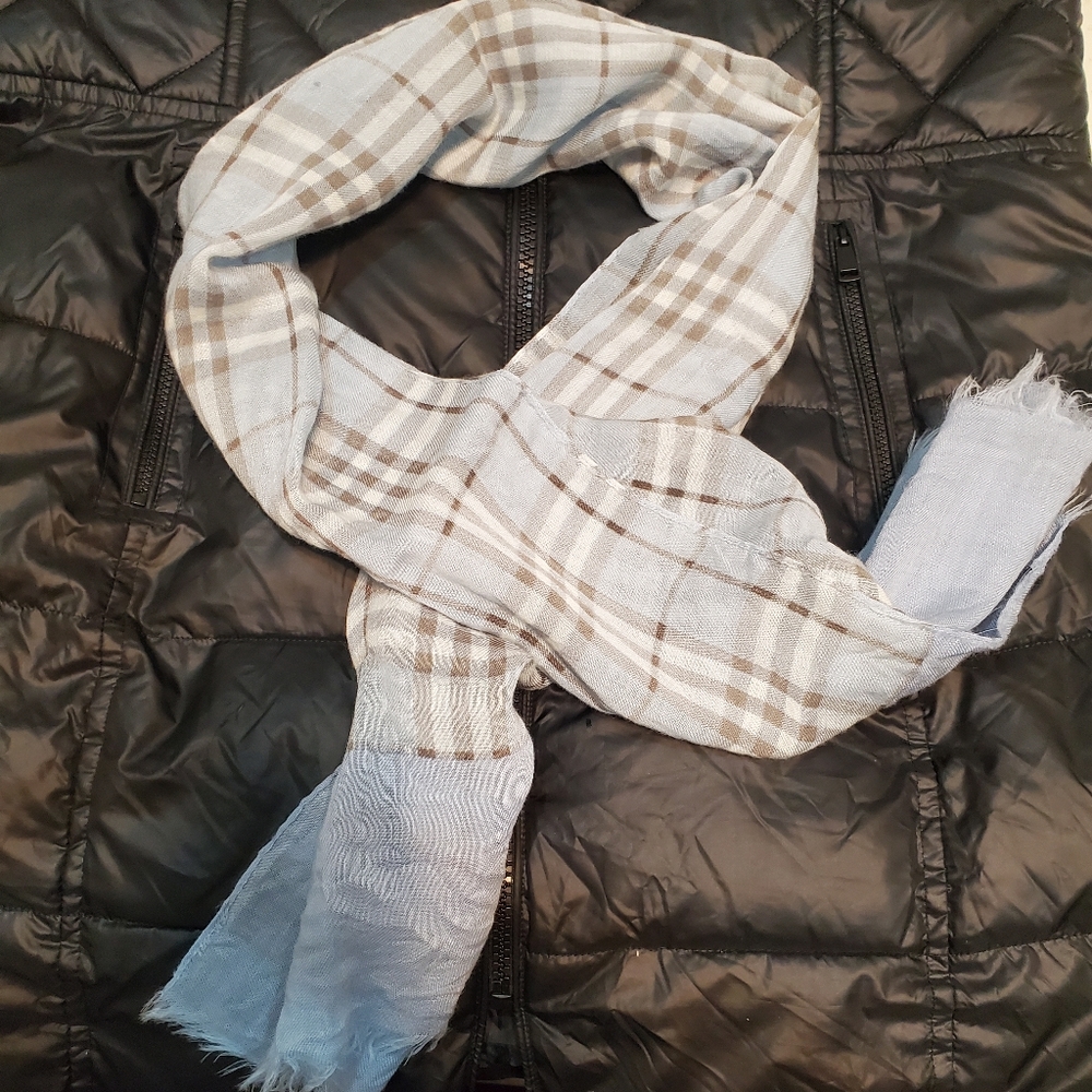 Authentic Burberry Sil Wool Scarf